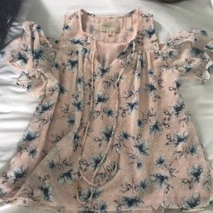 Boutique cold shoulder top